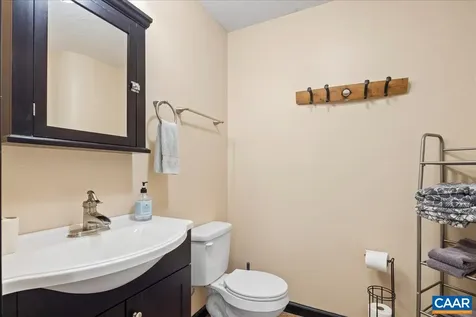 2699 Lanier Lane Mcgaheysville VA 22840
