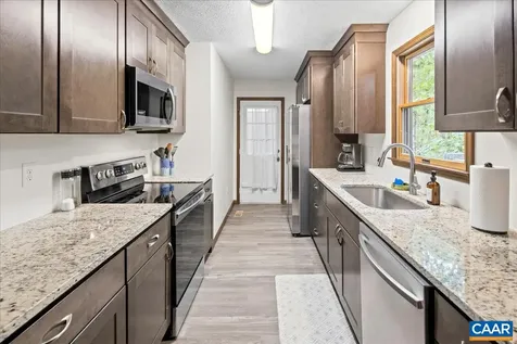 2699 Lanier Lane Mcgaheysville VA 22840