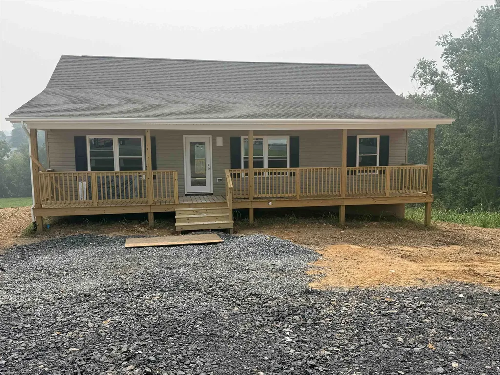 235 Holly Hill Street Broadway VA 22815
