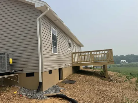 235 Holly Hill Street Broadway VA 22815