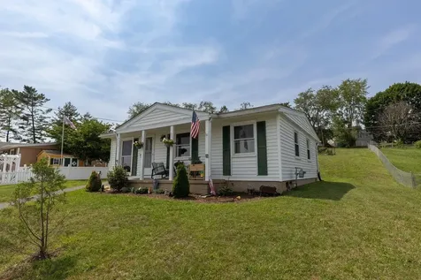 2397 Highview Circle Staunton VA 24401