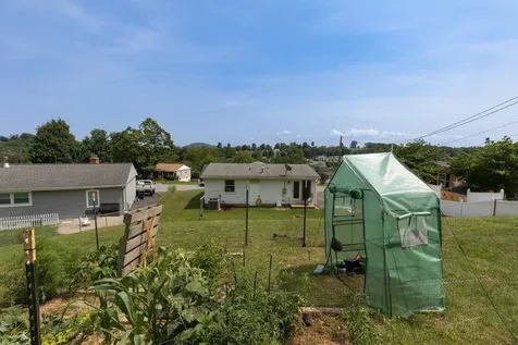 2397 Highview Circle Staunton VA 24401