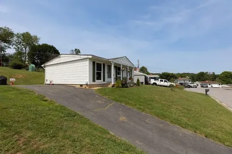 2397 Highview Circle Staunton VA 24401