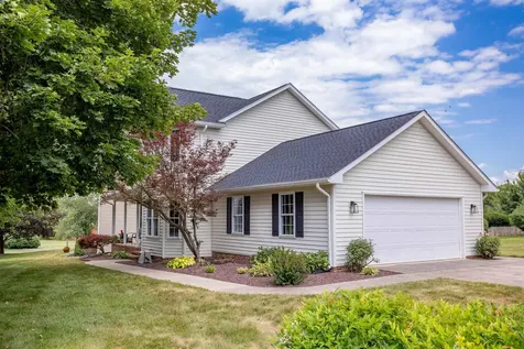 103 Willow Drive Dayton VA 22821