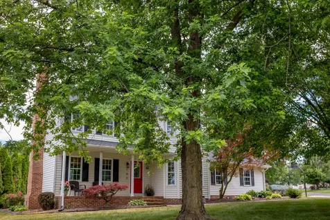 103 Willow Drive Dayton VA 22821