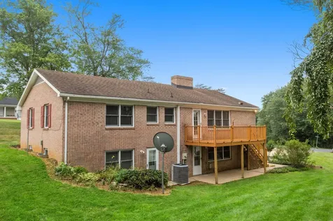 206 Belmont Drive Rockingham VA 22801