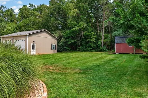 1859 Harvard Road Waynesboro VA 22980