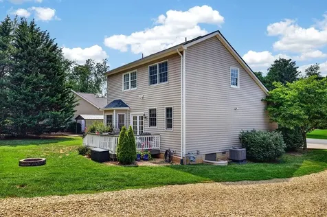 1859 Harvard Road Waynesboro VA 22980