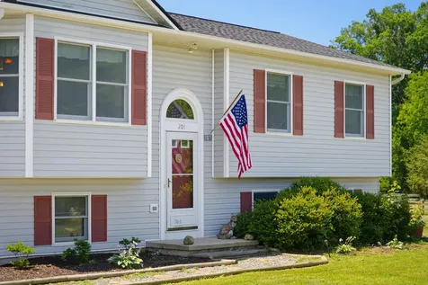 201 Stull Run Lane Grottoes VA 24441