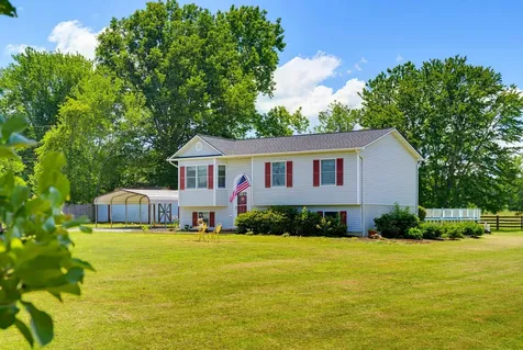 201 Stull Run Lane Grottoes VA 24441