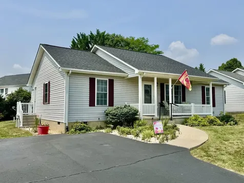 20 Millport Court Weyers Cave VA 24486