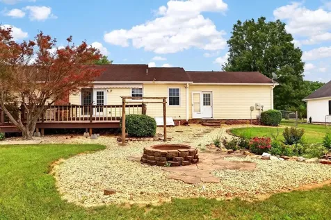 848 Battlefield Drive Fort Defiance VA 24437