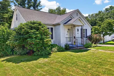 2212 Mt Vernon Street Waynesboro VA 22980