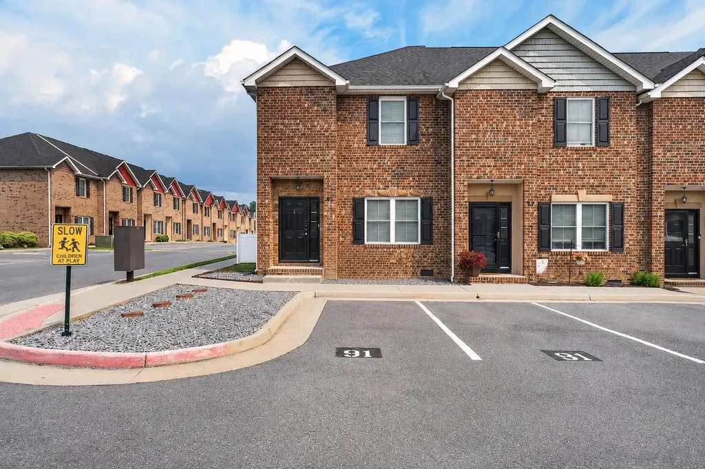 91 Cedar Point Lane Rockingham VA 22802