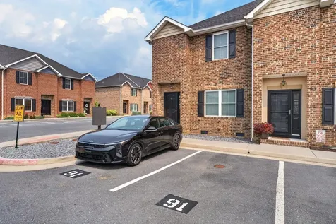 91 Cedar Point Lane Rockingham VA 22802