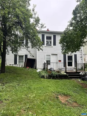 30 Lake Avenue Staunton VA 24401