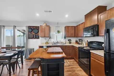 785 Carson Circle Grottoes VA 24441