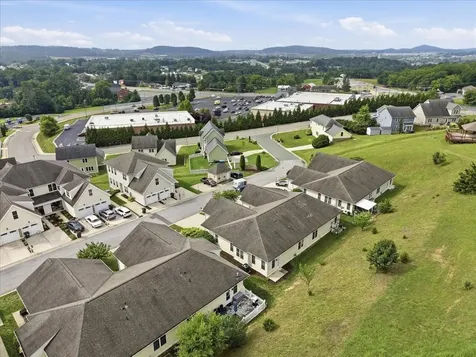 26 Windgate Circle Fishersville VA 22939