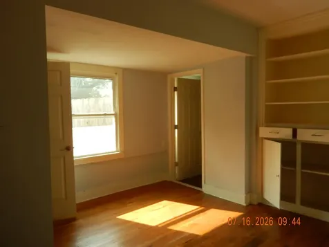 1642 Beverley Street W Staunton VA 24401