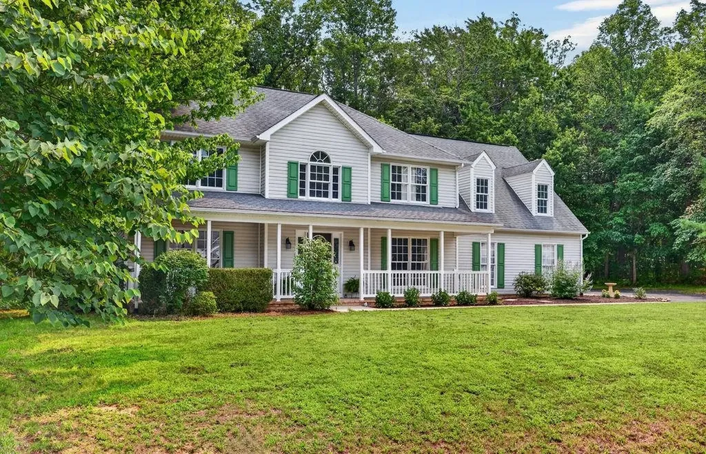 310 Arrowhead Lane Stuarts Draft VA 24477