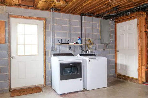 319 Ann Street Staunton VA 24401