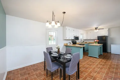 319 Ann Street Staunton VA 24401