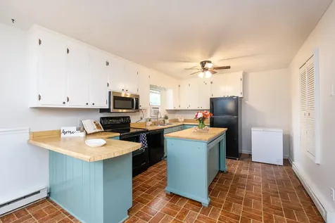 319 Ann Street Staunton VA 24401