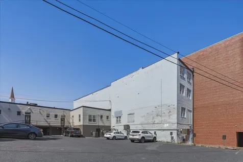 126 Beverley Street W Staunton VA 24401