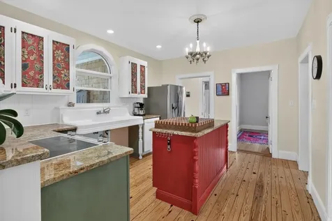 308 Broad Street Bridgewater VA 22812