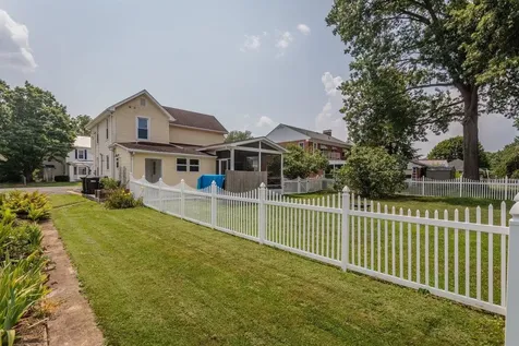 308 Broad Street Bridgewater VA 22812