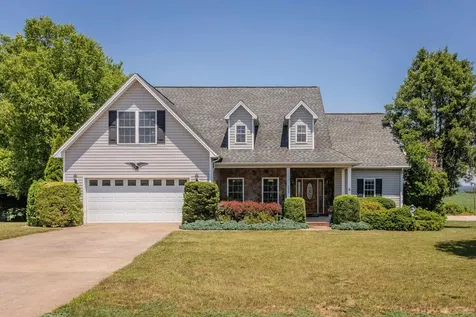 242 Kensington Drive Elkton VA 22827