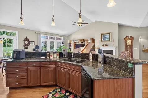 242 Kensington Drive Elkton VA 22827
