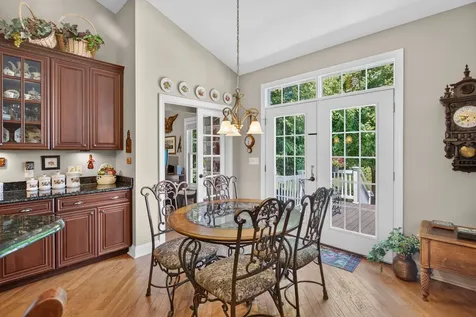 242 Kensington Drive Elkton VA 22827