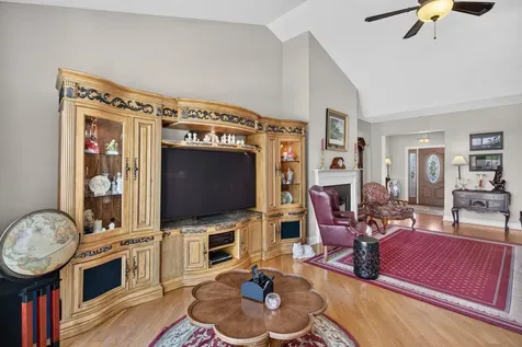 242 Kensington Drive Elkton VA 22827