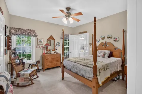 242 Kensington Drive Elkton VA 22827