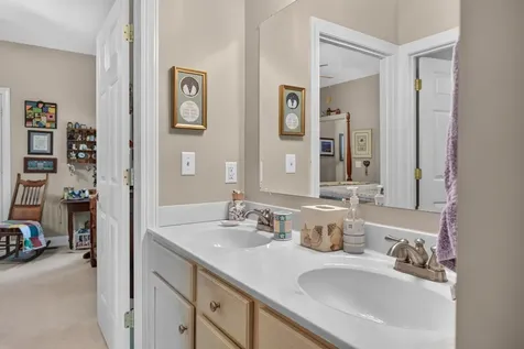 242 Kensington Drive Elkton VA 22827