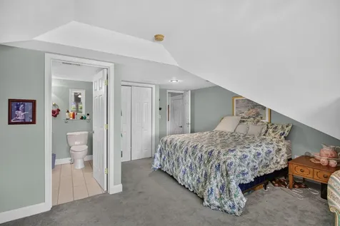 242 Kensington Drive Elkton VA 22827
