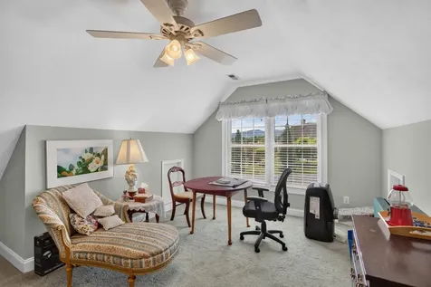 242 Kensington Drive Elkton VA 22827