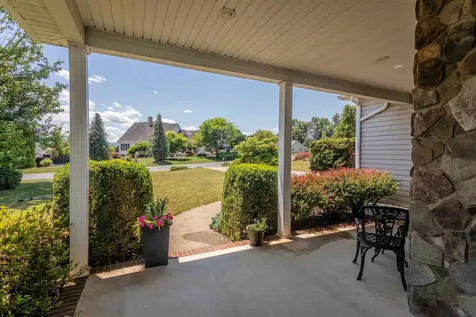 242 Kensington Drive Elkton VA 22827