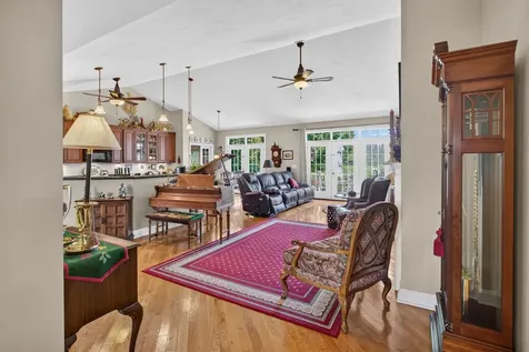 242 Kensington Drive Elkton VA 22827