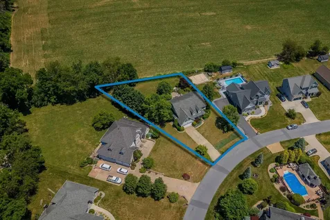 242 Kensington Drive Elkton VA 22827