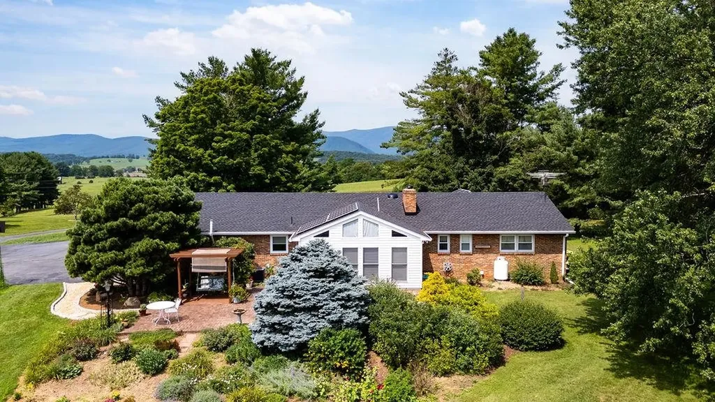 120 Trinity Point Road Swoope VA 24479