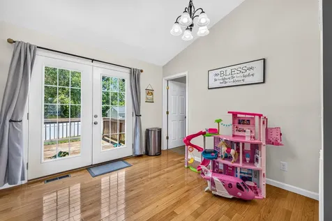 1450 Mandolin Avenue Grottoes VA 24441