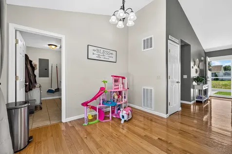 1450 Mandolin Avenue Grottoes VA 24441