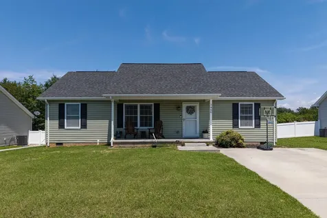 1450 Mandolin Avenue Grottoes VA 24441