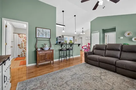 1450 Mandolin Avenue Grottoes VA 24441