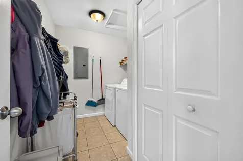 1450 Mandolin Avenue Grottoes VA 24441