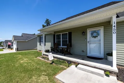 1450 Mandolin Avenue Grottoes VA 24441