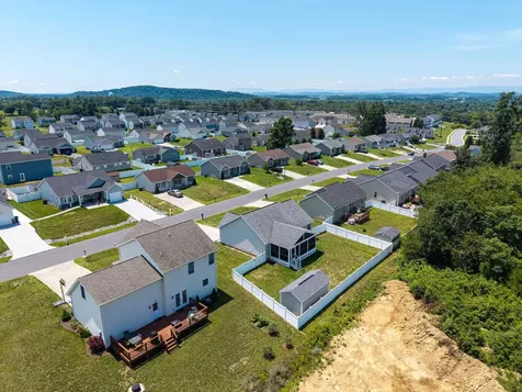 1450 Mandolin Avenue Grottoes VA 24441