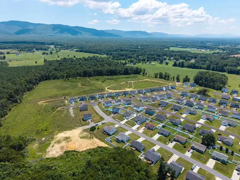 1450 Mandolin Avenue Grottoes VA 24441